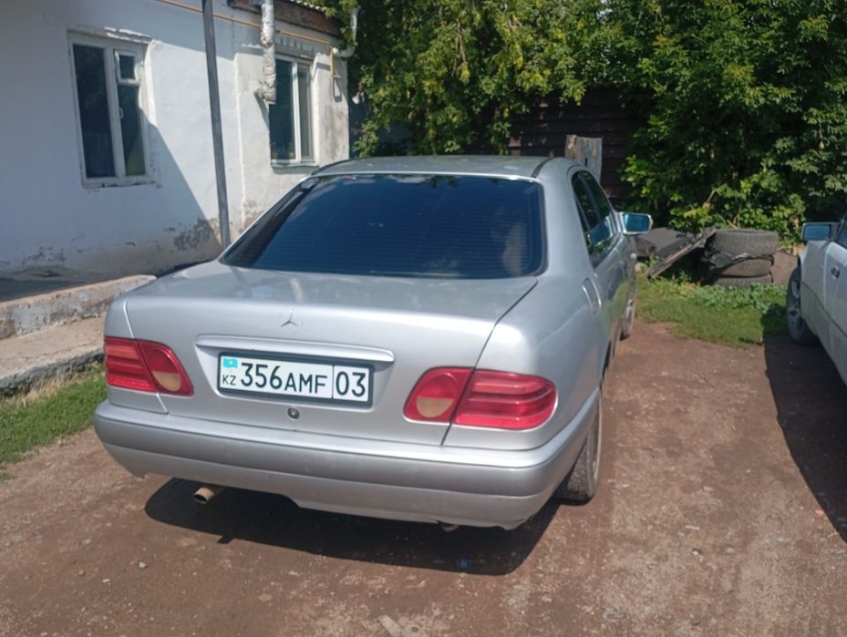 Мерседес 210 продаю