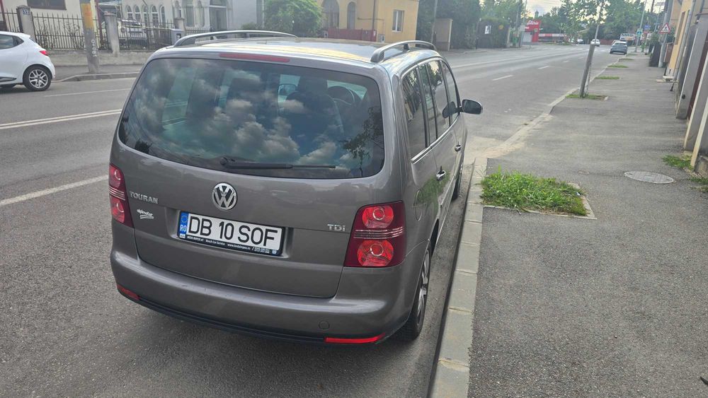 VW Touran 2007, motor 1.9 TDI, 7 locuri, unic proprietar