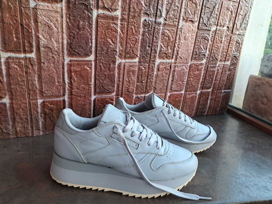 дамски маратонки,спортни обувки,кецове на платформа,сникърси,REEBOK,38