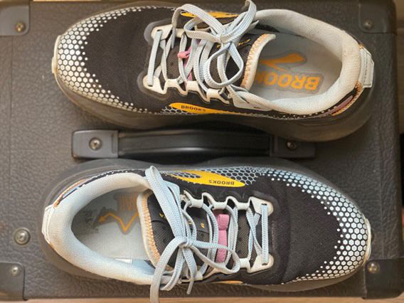 Brooks Caldera 40
