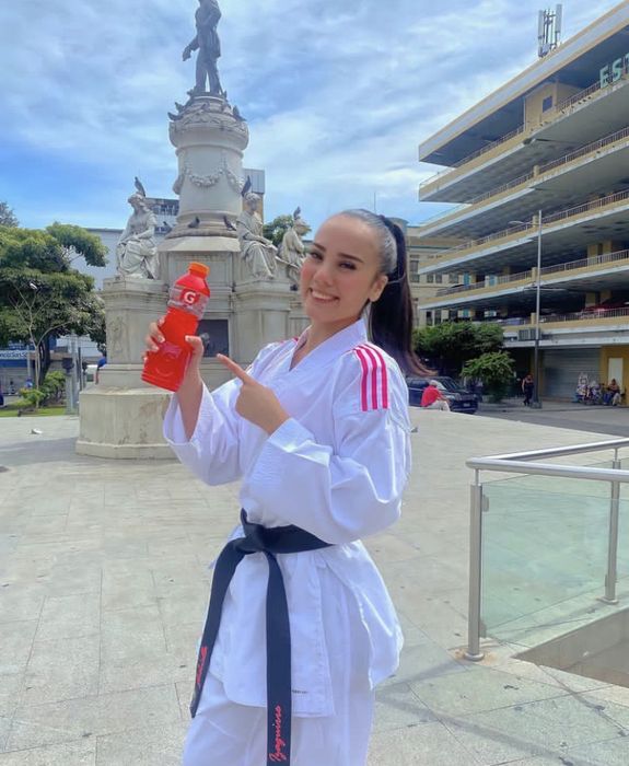ADIDAS WKF Approved, кимоно для карате.