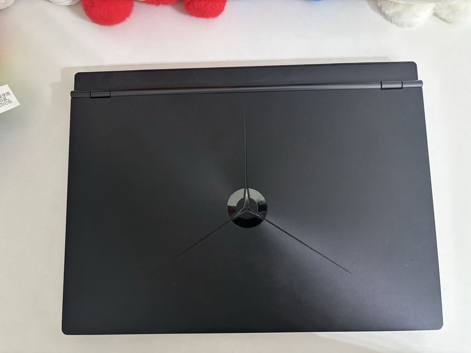 Продаю игровой ноутбук Lenovo Legion Y7000
