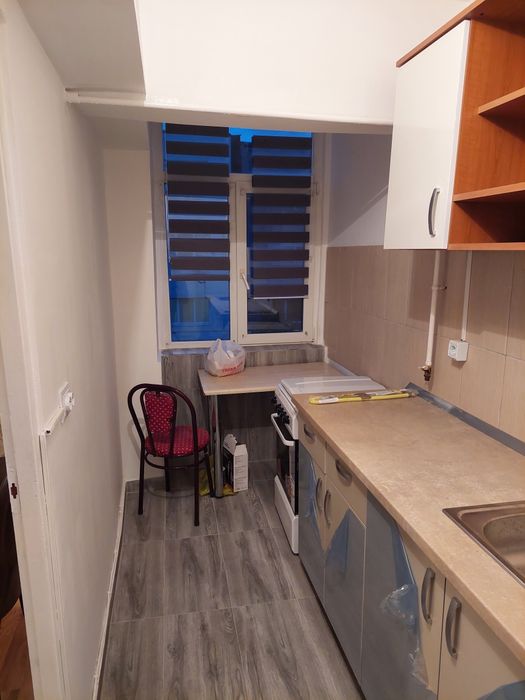 Închiriez garsoniera