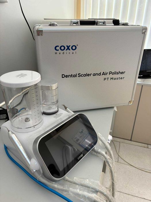 Апарат за почистване на зъбен камък и полиране Coxo PT Master
