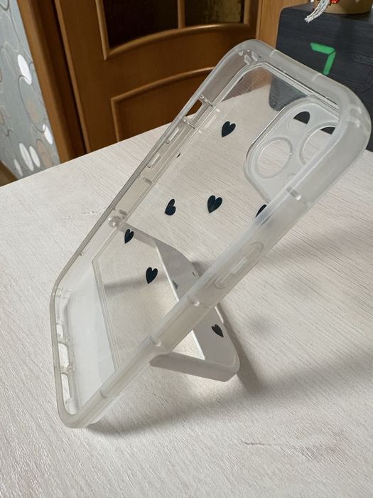 Чехлы на 13 айфон