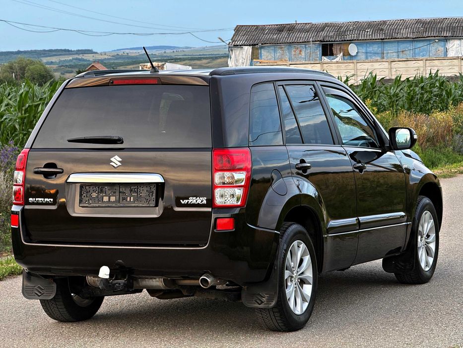 SUZUKI Grand Vitara 2013 — imagine 3