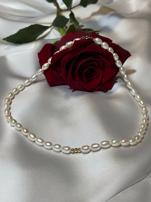 Colier din perle naturale de cultură cu 3 biluțe din aur 14 k