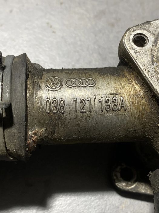 Corp termostat 038121133A Volkswagen VW Passat 2003