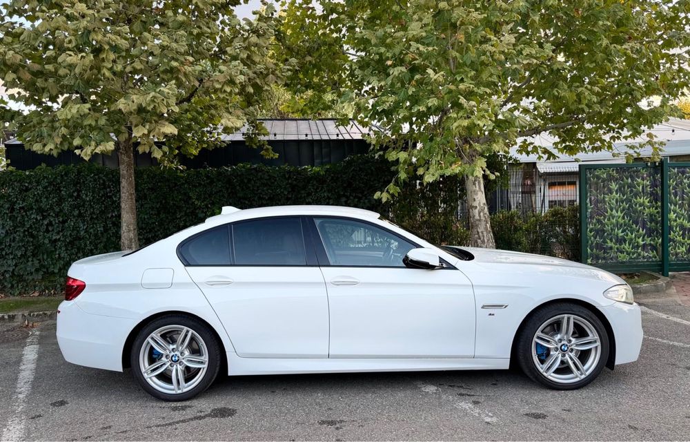 Bmw/F10/Facelift/M/Paket/2016//166500/km/X/Drive/Harman/Kardon////