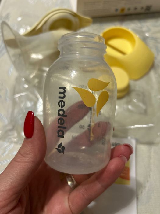 Молокоотсос Medela Harmony