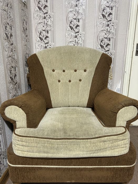 Диван ва 2та Кресло