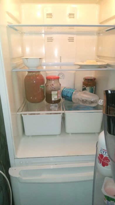 Продам холодильник Indesit no frost