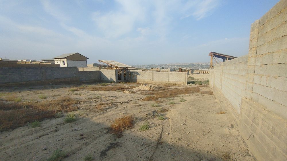 Xovli sotiladi srochna