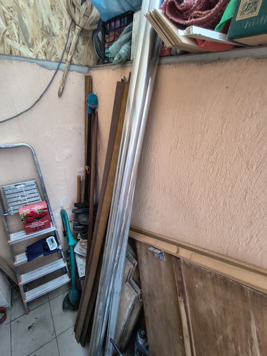 Materiale de construcții rămase