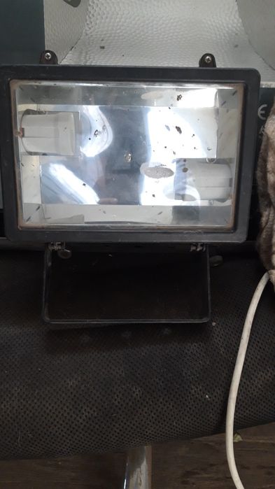 Прожектора новые подешевле