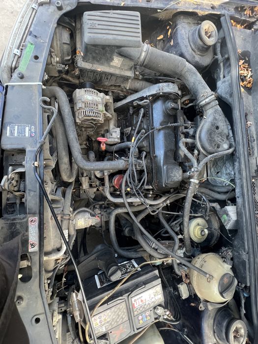 Volkswagen Vento 1.6 НА ЧАСТИ