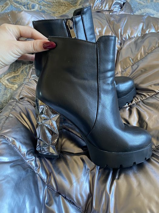 Весенние ботильоны дешево продам