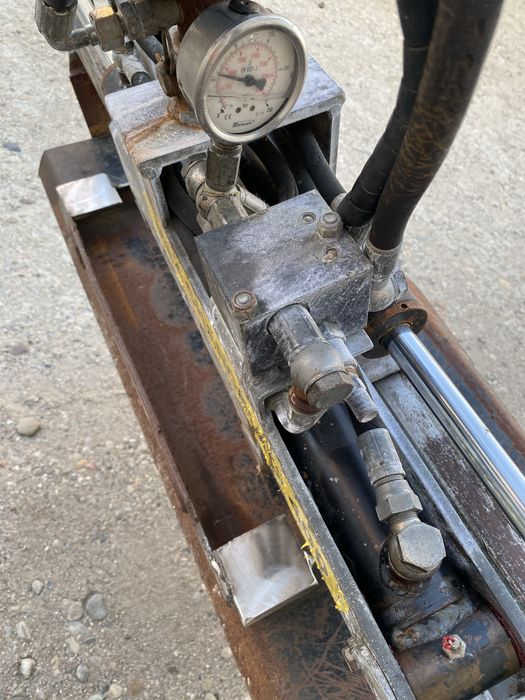 Utilaj miniincarcator pavaje pavele mdb jumbo