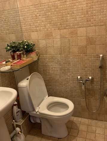 Дава се под наем Тристаен апартамент в Пловдив, Център - 90 кв.м за 494.7 € - Снимка #7