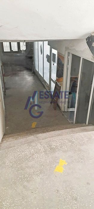 Дава се под наем Офис в Бургас, Център - 18 кв.м за 102 € - Снимка #2