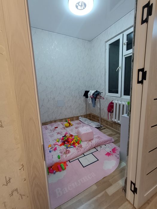 Uy sotiladi srochna 2/3 qlingan