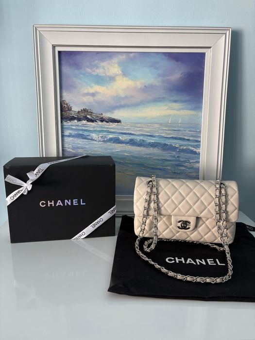 Дамска чанта – CHNL + подарък