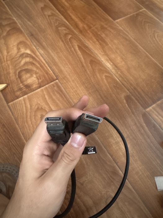 Продам кабель display port