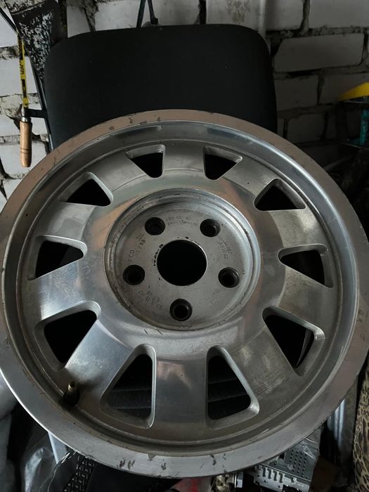 Ауди диски 5*112 R15 195/65 зима нокиа