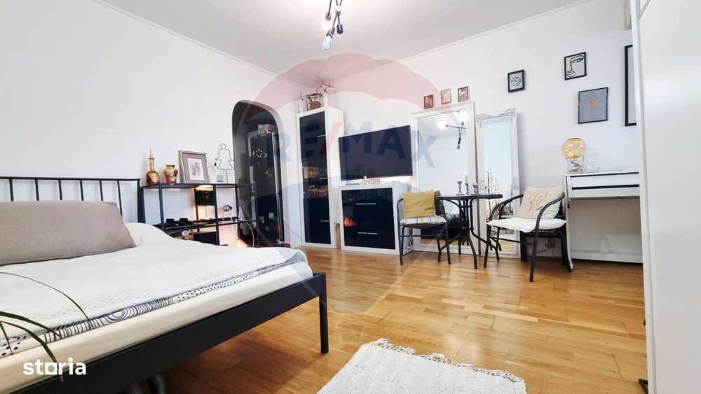 Garsoniera de vânzare metrou Costin Georgian