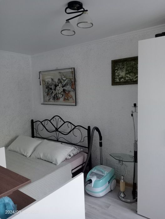 Продам квартиру 2 комн квартиру 2/4