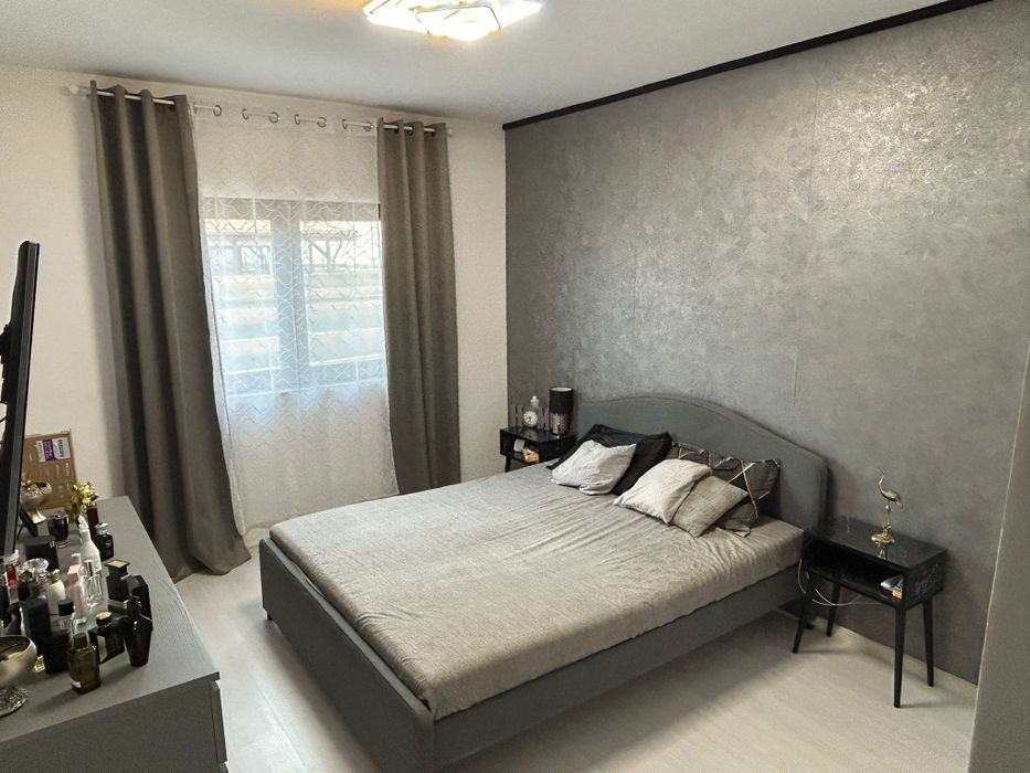 Proprietar Vand casa 2021, 4 camere, 2 bai, 300 mp teren