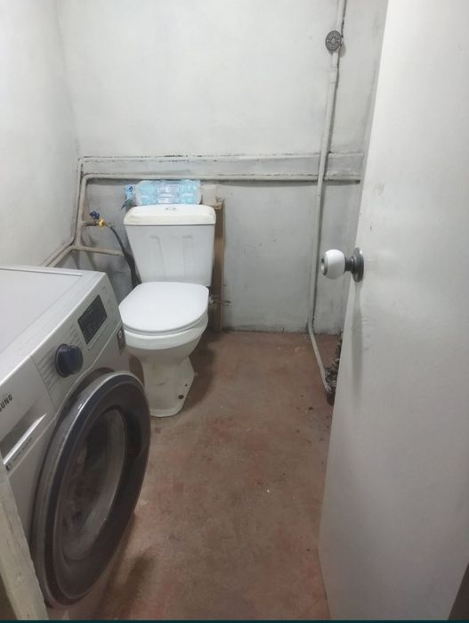 Yashnobod tumani Fargʻona yoʻli koʻchasida uchastka srochniy sotiladi.