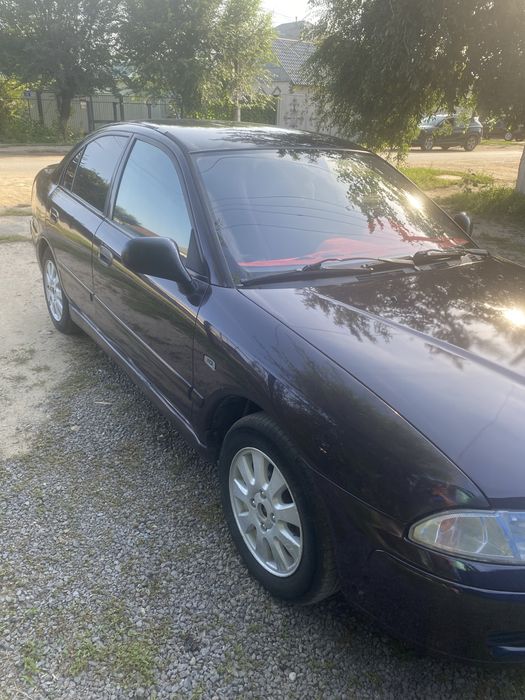 Продается Mitsubishi Carisma 2002 года