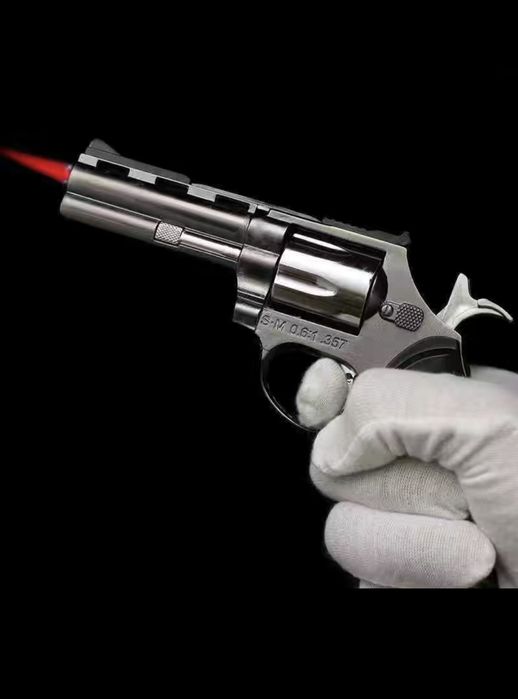 Новые.Зажигалка .Сувенир.