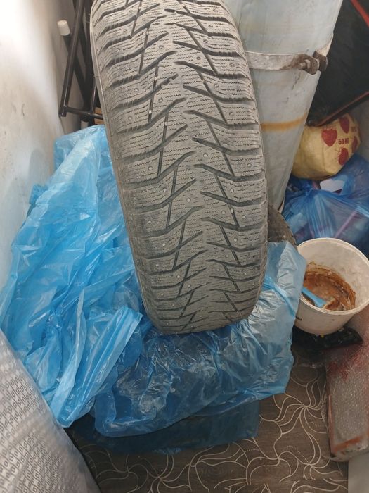 Продам  зимнюю резину