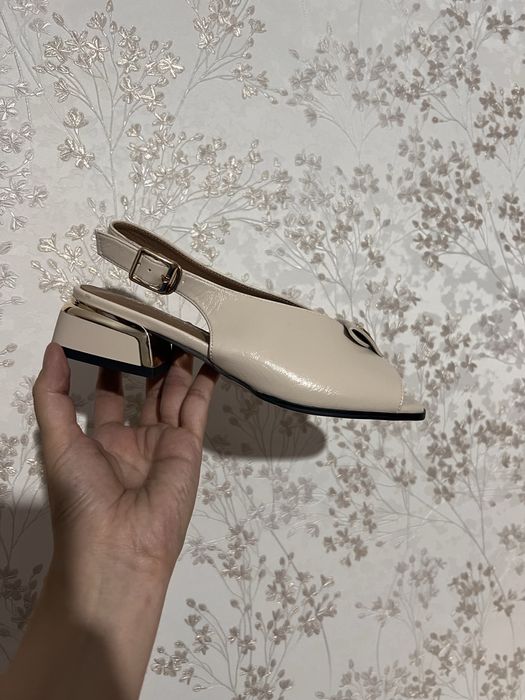 Новые кожанные туфли