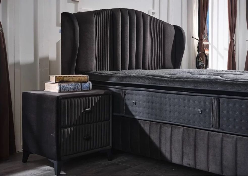 Тапицирано легло Ferro с матрак