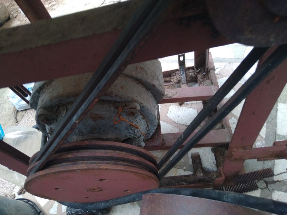 Цинкуляр трифазен  сериозен мотор 5.5 кв.