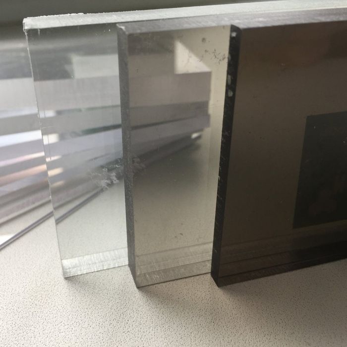 Монолитный поликарбонат