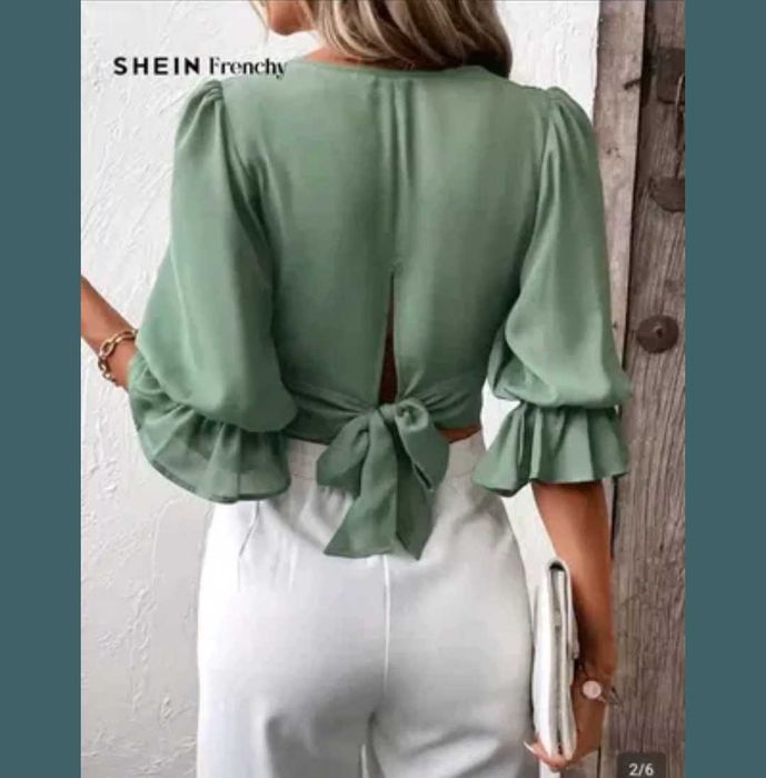 Блуза с връзки на гърба Shein