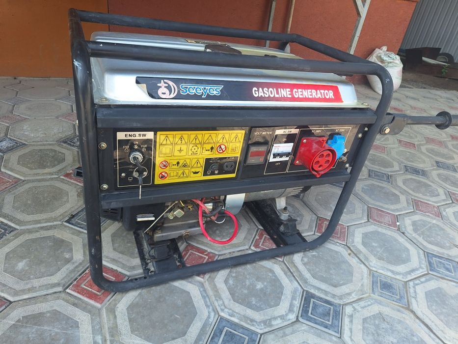 Бензиновый генератор