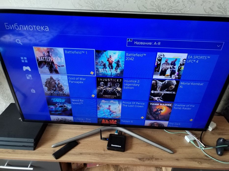 Продам Sony PlayStation 4 Pro, PS4.