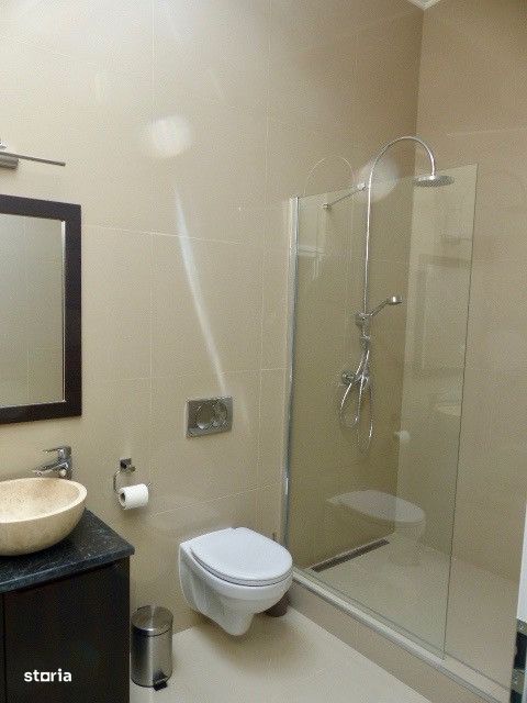 Apartament de 3 camere, 70mp, zona Dontah