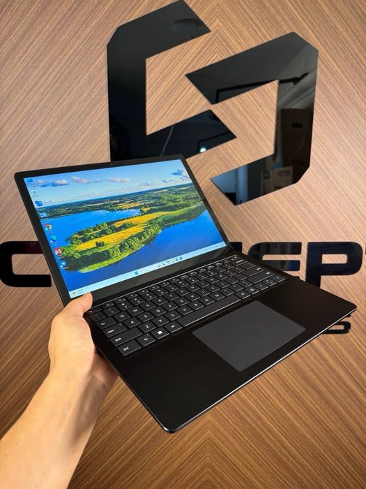 Kuchli Noutbuk Surface Laptop 5