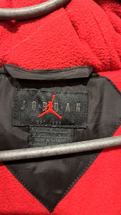 Много запазени маркови детски якета и елеци