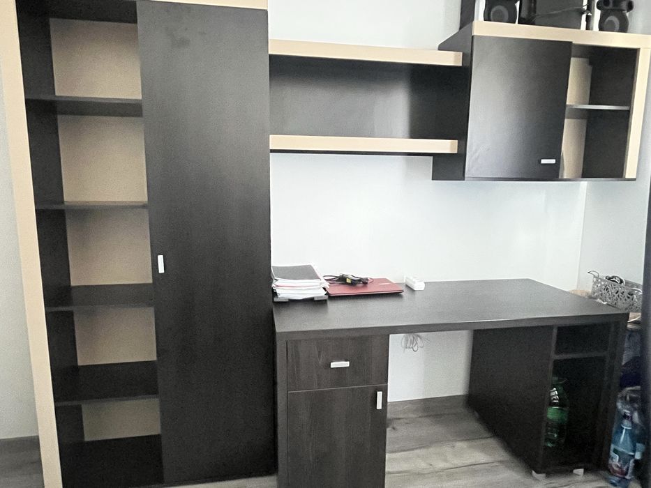 Ansamblu mobilier de birou