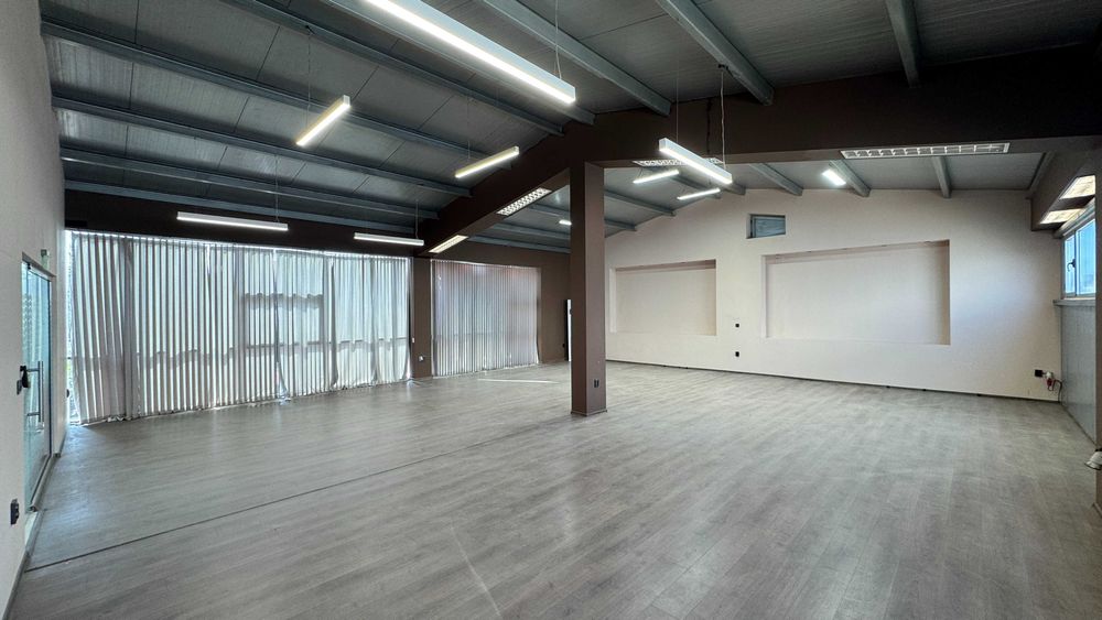 Промишлено помещение под наем