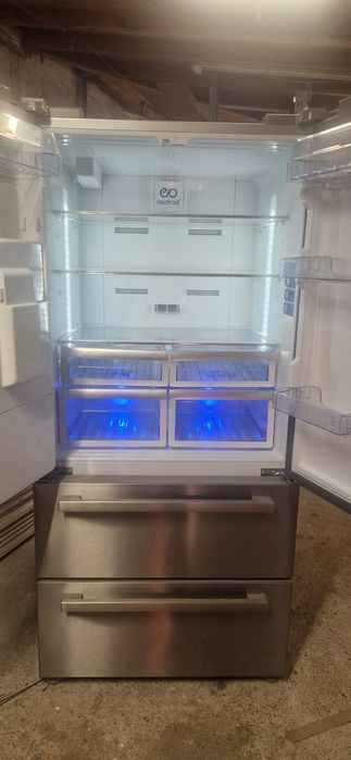 Продавам хладилник БЕКО