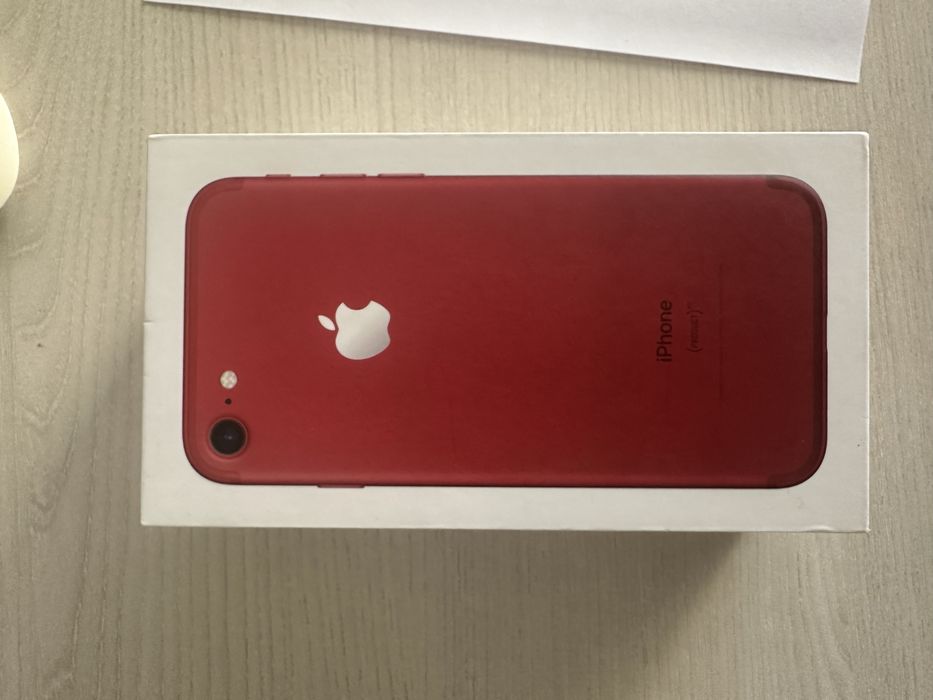 iPhone 13 256 + iPhone 7 red 128