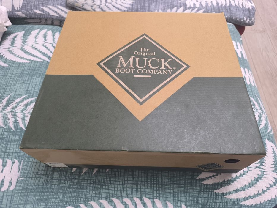 Новые спец зимние сапоги, для снега, грязи и льда